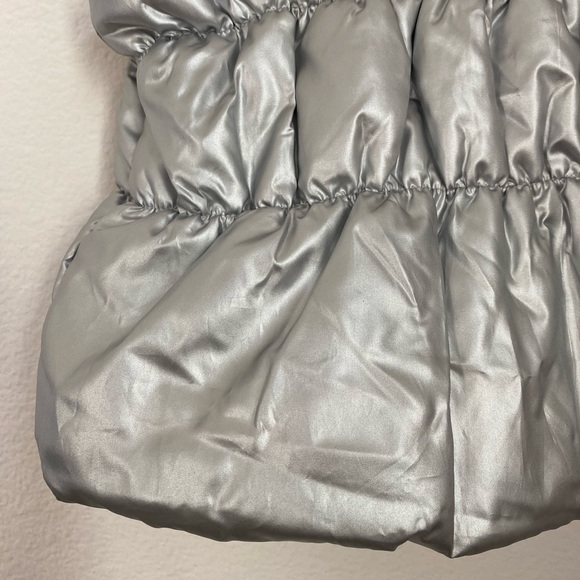 Buffalo David Bitton • Girls Metallic Silver Quilted Sleeveless Puffer Vest - Picture 11 of 12